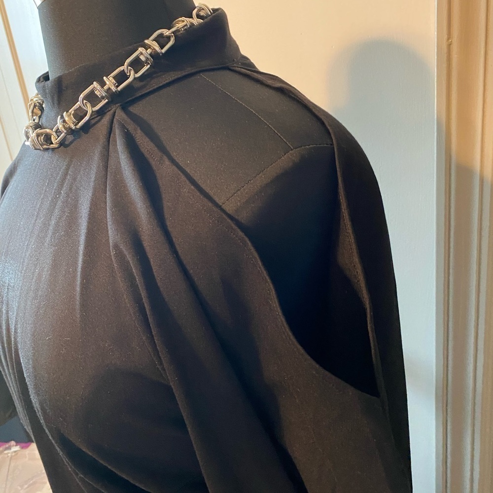 Black cold shoulder dress - Picture 5 of 5